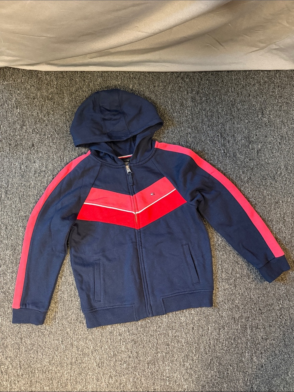 Tommy Hilfiger Color block hoodie sweatshirt size M (8-10) NWOT